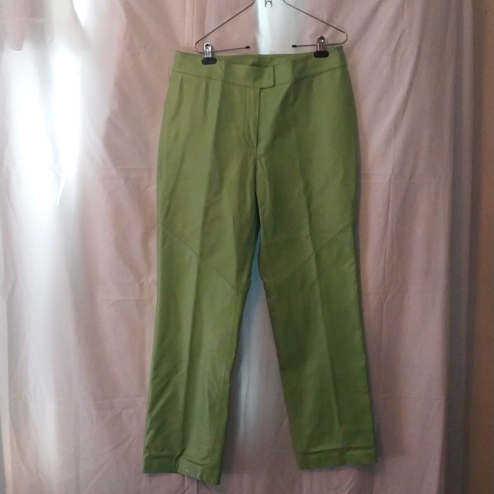 Newport news size 14W green leather womens pant flat front lined no pockets